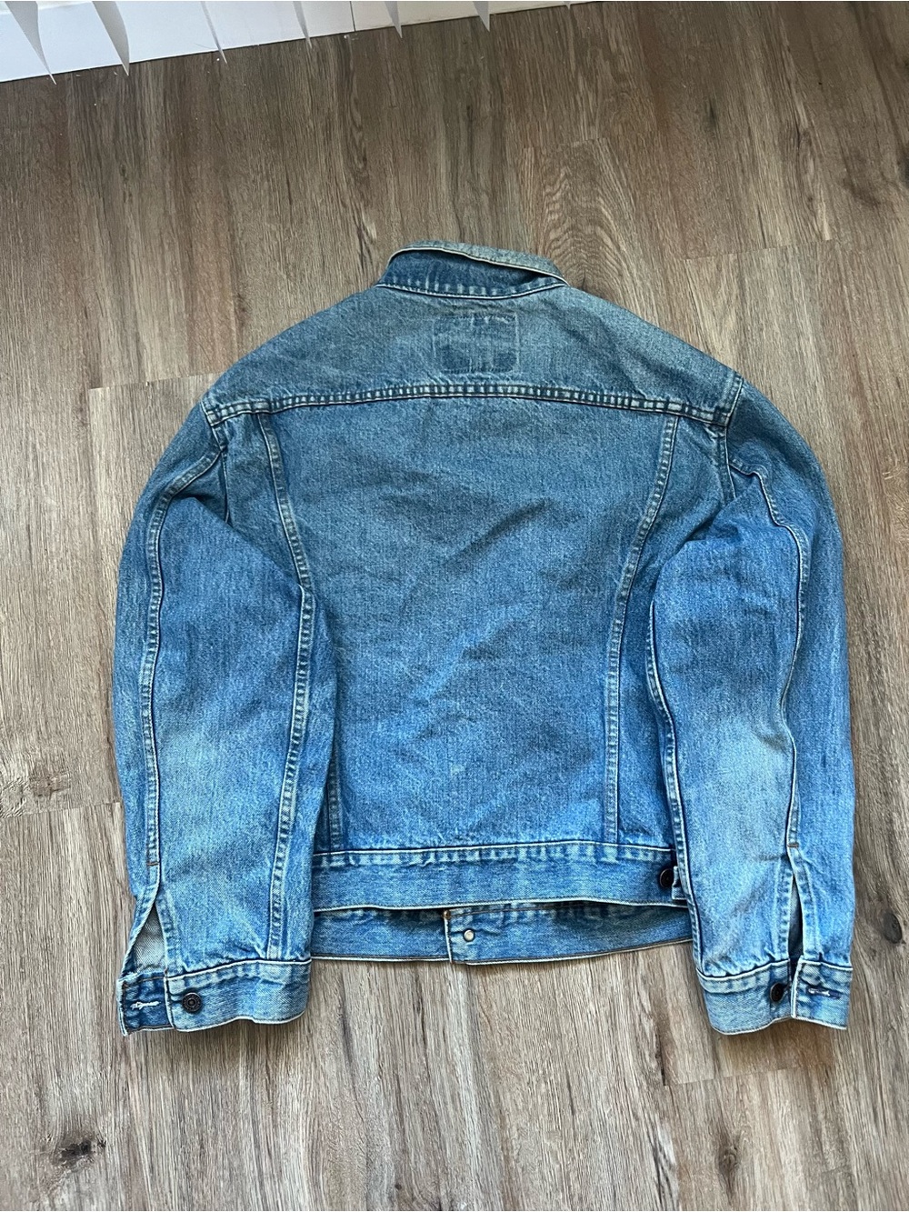 Vintage 90s Levi’s 75513 Denim Trucker Jacket Light Wash Size L (50 23Wx25L) - Picture 6 of 6